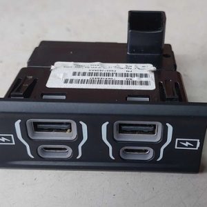 Carregador Tomada Usb Console Dodge Ram 2500 3500 2022/2023