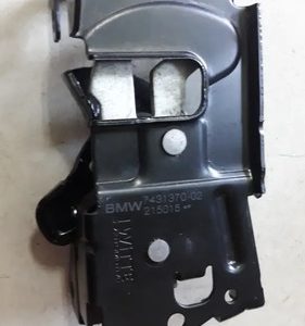 Fechadura Capô Lado Direito Bmw X1 S20i 2016