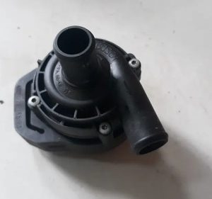 Bomba De Água Auxiliar Mercedes N A2118350364