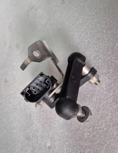 Sensor Nivel Suspensão Traseiro Volvo Xc60 T8 Hìbrida 2024 - Imagem 2