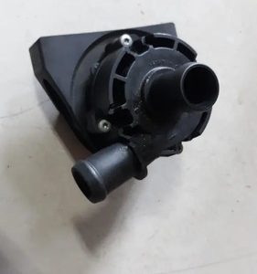 Bomba De Água Auxiliar Golf 1.4 Tsi 2014/2015