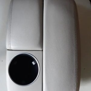 Apoio  Braço Console Central Audi Q7 2015 Caramelo