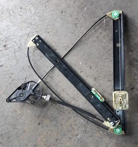 Maquina De Vidro Dianteira Esquerda Audi Q3 2013/2018