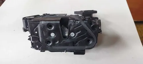 Fechadura Porta Traseira Direita Vw Passat Tsi 2019 - Imagem 4