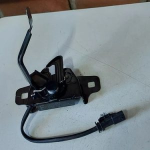 Fechadura Capô Tracker 1.0 3cc  2021/2022