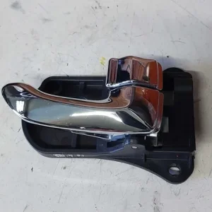 Maçaneta Interna Traseira Direita Azera 3.3 V6 2011 Traseira