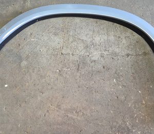 Moldura Alargador Paralama Traseiro Direito Bmw X4 M30i 2023 Cinza