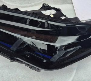Farol Esquerdo Bmw X2 M35i 2025/2026 5a77ec7 Esquerdo/motorista