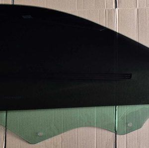 Vidro Porta Dianteira Direita Volvo Xc60 T8 2023/2024