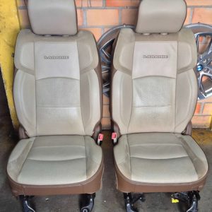 Jogo De Bancos Ram 2500 3500 Laramie 2019/2023 Preta