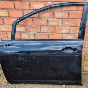 Porta Dianteira Esquerda Nissan Tiida 2008/2013 Dianteira Esquerdo Preto