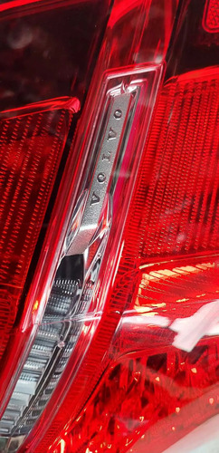 Lanterna Traseira Direita Volvo Xc60 T8 Hìbrida 2024 Direito/passageiro Vermelho - Imagem 4