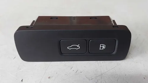Botão Abertura Porta Malas Volvo Xc60 Hìbrida 2024 P32350329