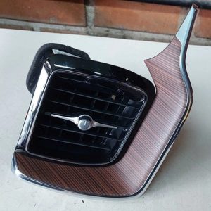 Difusor Ar Esquerdo Volvo Xc60 T8 Hìbrida 2024