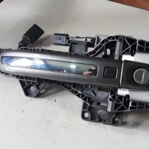 Maçaneta Externa Dianteira Esquerda Audi Q7 2015