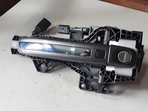 Maçaneta Externa Dianteira Esquerda Audi Q7 2015