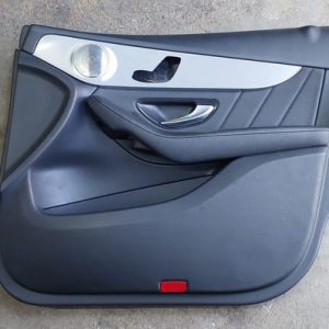 Forro De Porta Dianteiro Direito Mercedes Glc 250 Coupé 2019