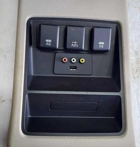 Moldura Console Tomada 12v Usb Discovery Sport Hse 2.0 2015