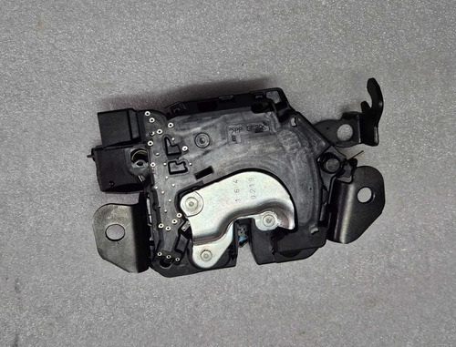 Fechadura Tampa Traseira Bmw X2 M35i 2025/2026 - Imagem 3