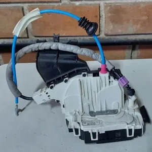 Fechadura Porta Traseira Esquerda Mercedes Cla 250 2015