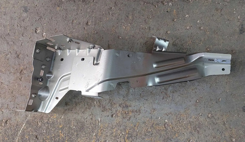 Óculos Suporte Farol Direito Volvo Xc40 T5 2022 31457752