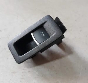 Botão Porta Malas Vw Touareg 3.6 V6 2017