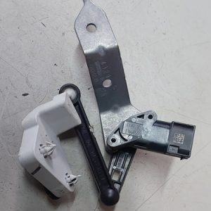 Sensor Traseiro Nível Suspensão Bmw 320i G20 M Sport 2023