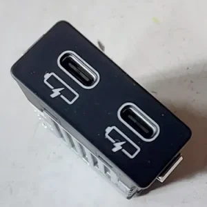 Tomada Usb Console Traseiro Bmw 320i G20 2020 8711938