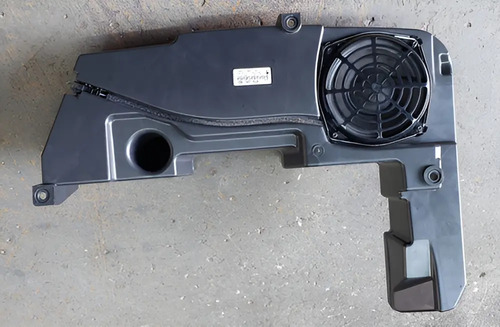 Subwoofer Auto Falante Porta Malas Audi A4 Avant A5 2015 Preto