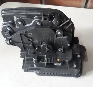 Fechadura Porta Dianteira Esquerda Bmw X1 2016