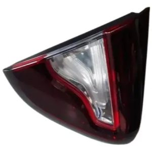 Lanterna Tampa Traseira Esquerda Captur 2018 (cx82) Esquerdo Vermelho
