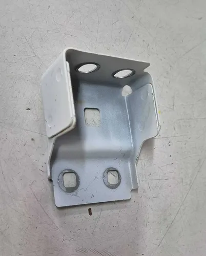 Suporte Paralama Direito Ram 3500 2500 2020/2023