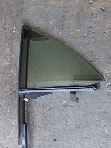 Vidro Fixo Porta Traseira Esquerda Mercedes Cla 250 2015