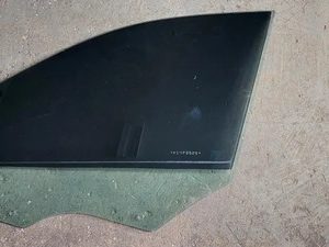 Vidro Porta Dianteira Esquerda Volvo Xc90 T6 2019