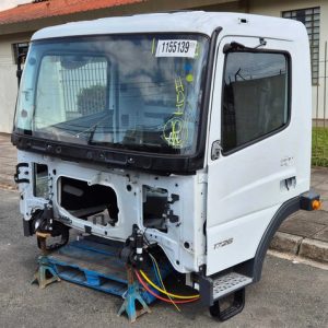 Cabine Caminhão Mercedes Atego 1726 2025/2026 Branco