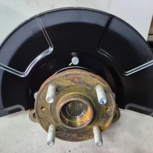 Cubo Montante Dianteiro Esquerdo Byd Mini Dolphin 2025