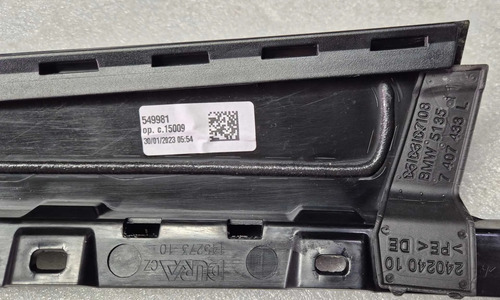 Moldura Black Piano Porta Traseira Esquerda Bmw 320i 2022 Preto - Imagem 5
