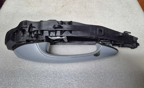 Maçaneta Externa Traseira Esquerda Bmw 320i G20 2023 Cinza Traseira - Imagem 5