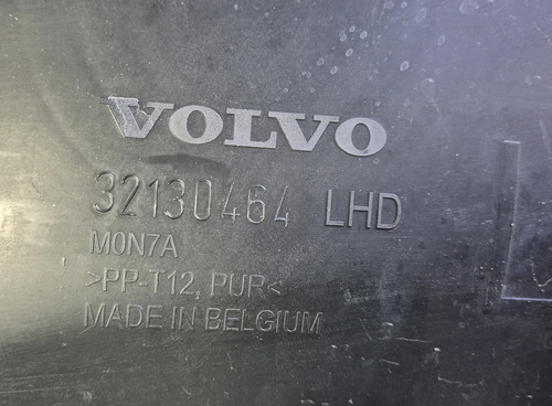 Churrasqueira Parabrisa Volvo Xc40 Hìbrida 2022 - Imagem 5