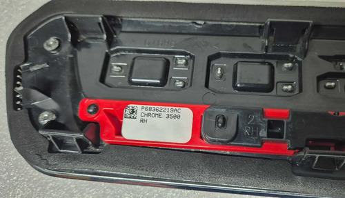 Emblema Simbolo Direito Capô Ram 3500 Heavy Duty 2022 Cromado - Imagem 5