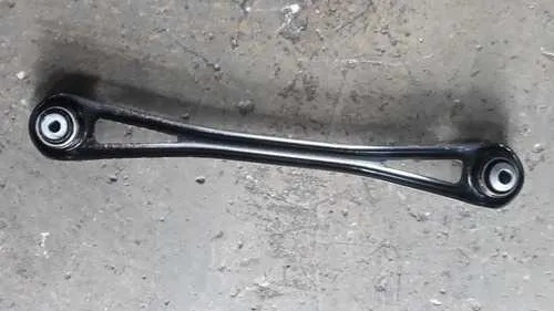 Braço Suspensão Traseiro Audi Q7 3.0 V6 2015 U Sado - Imagem 2