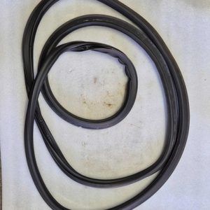 Borracha Tampa Traseira Porsche Macan 2024 95b827705