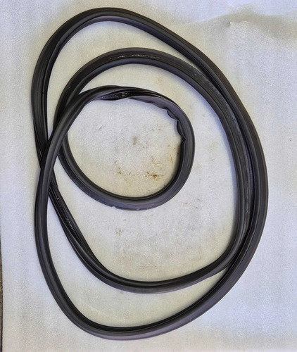 Borracha Tampa Traseira Porsche Macan 2024 95b827705